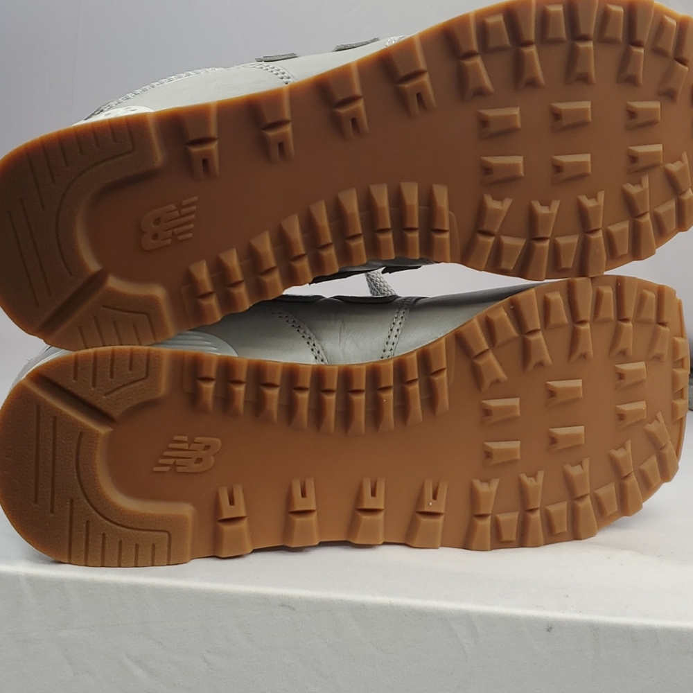 New Balance - Picture 5 of 5